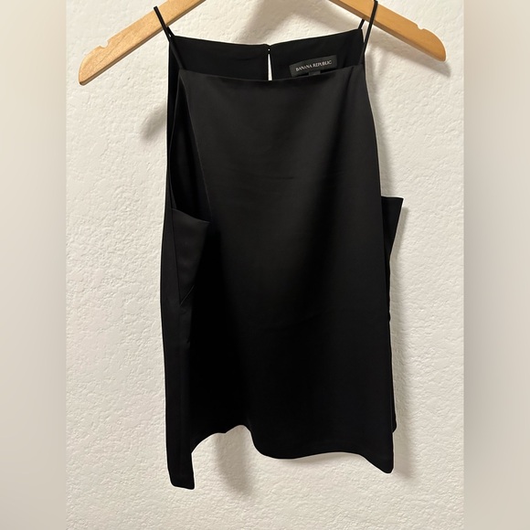 Banana Republic black Loire camisole with thin straps - Picture 2 of 11
